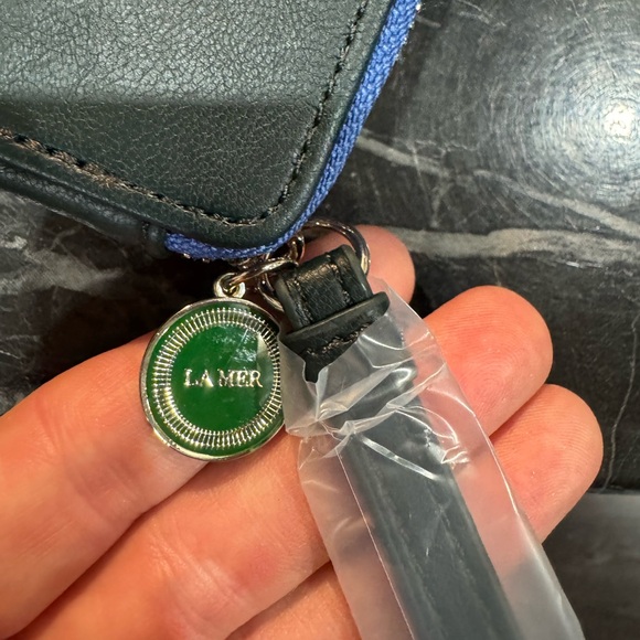 NWT La Mer Tiny Trunk - Emerald - Picture 3 of 4